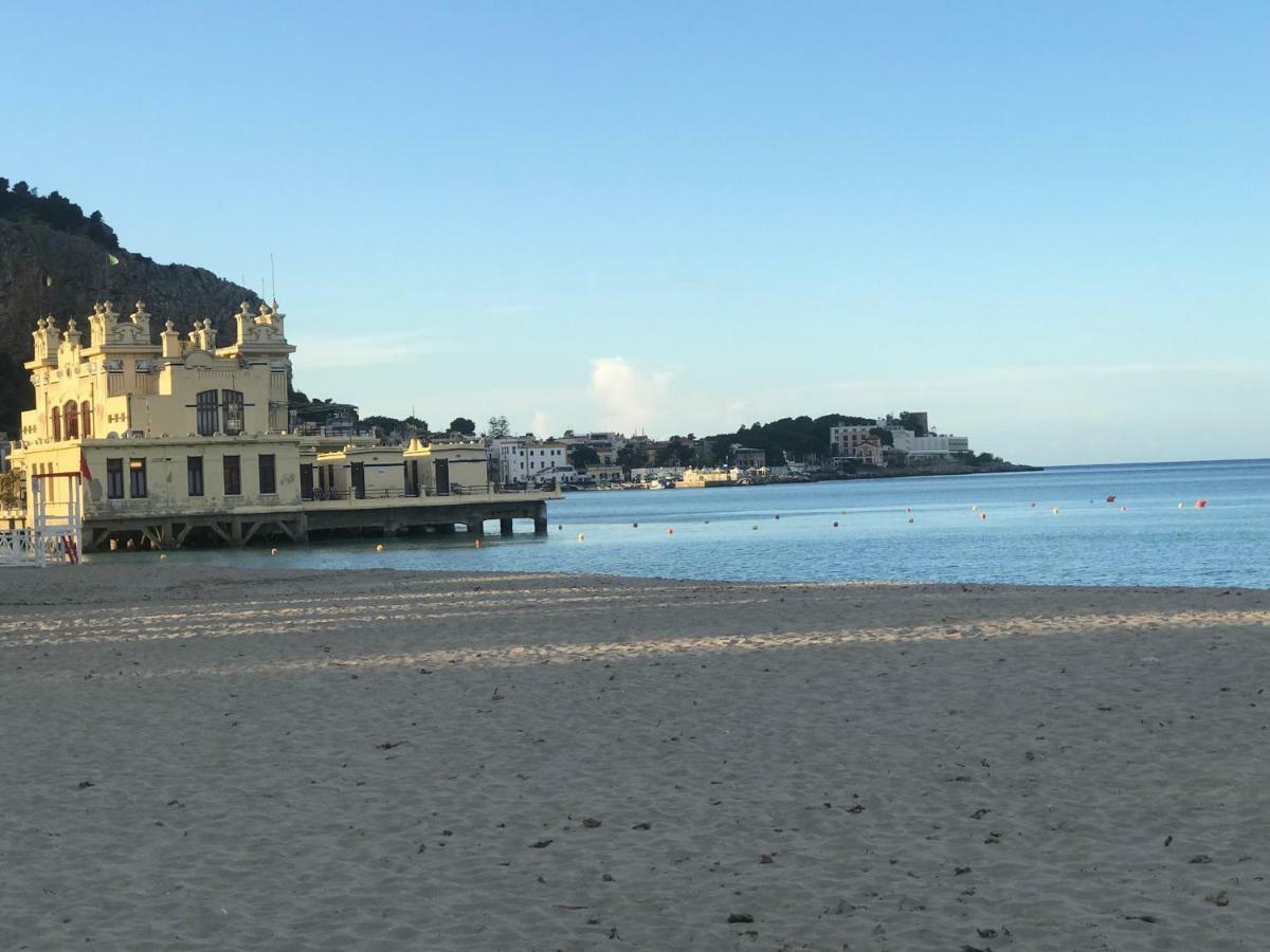 Апартаменти Mondello Aiace 40 Екстер'єр фото